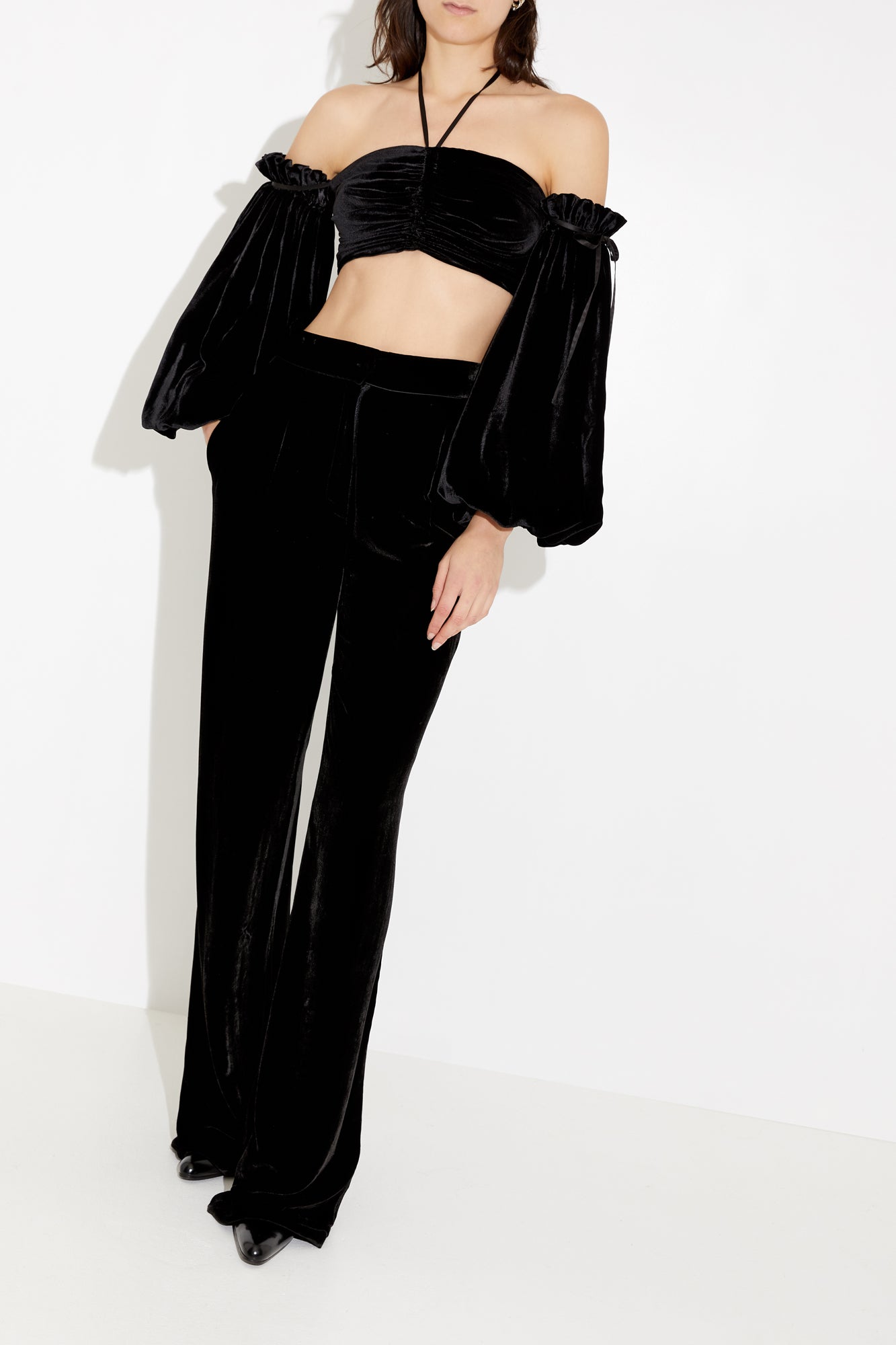 BRONTË MIDI VELVET TOP {BLACK}