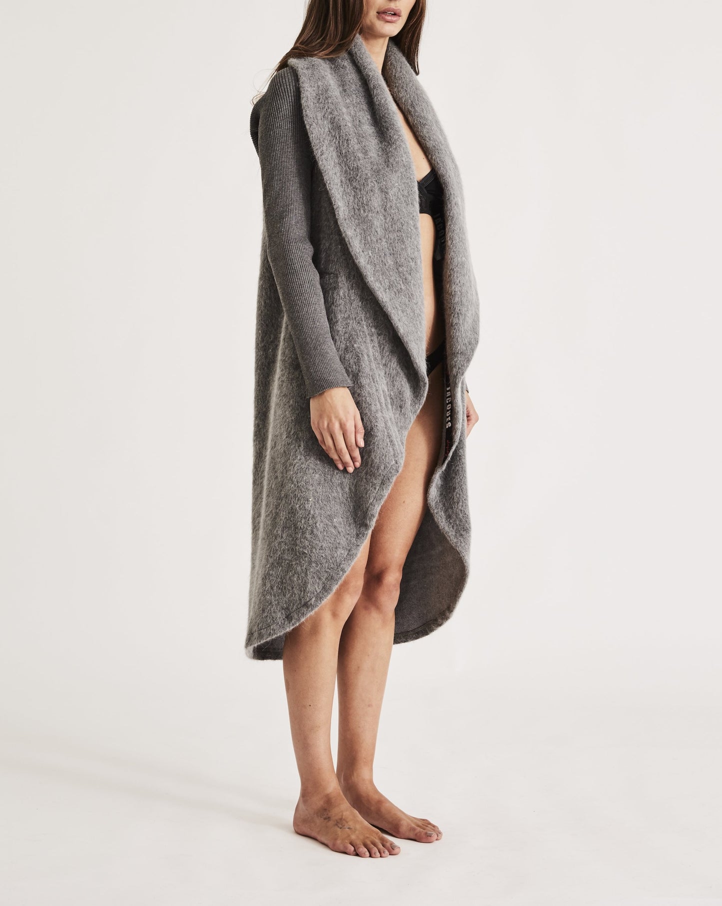 CARESS ROBE {DOVE}