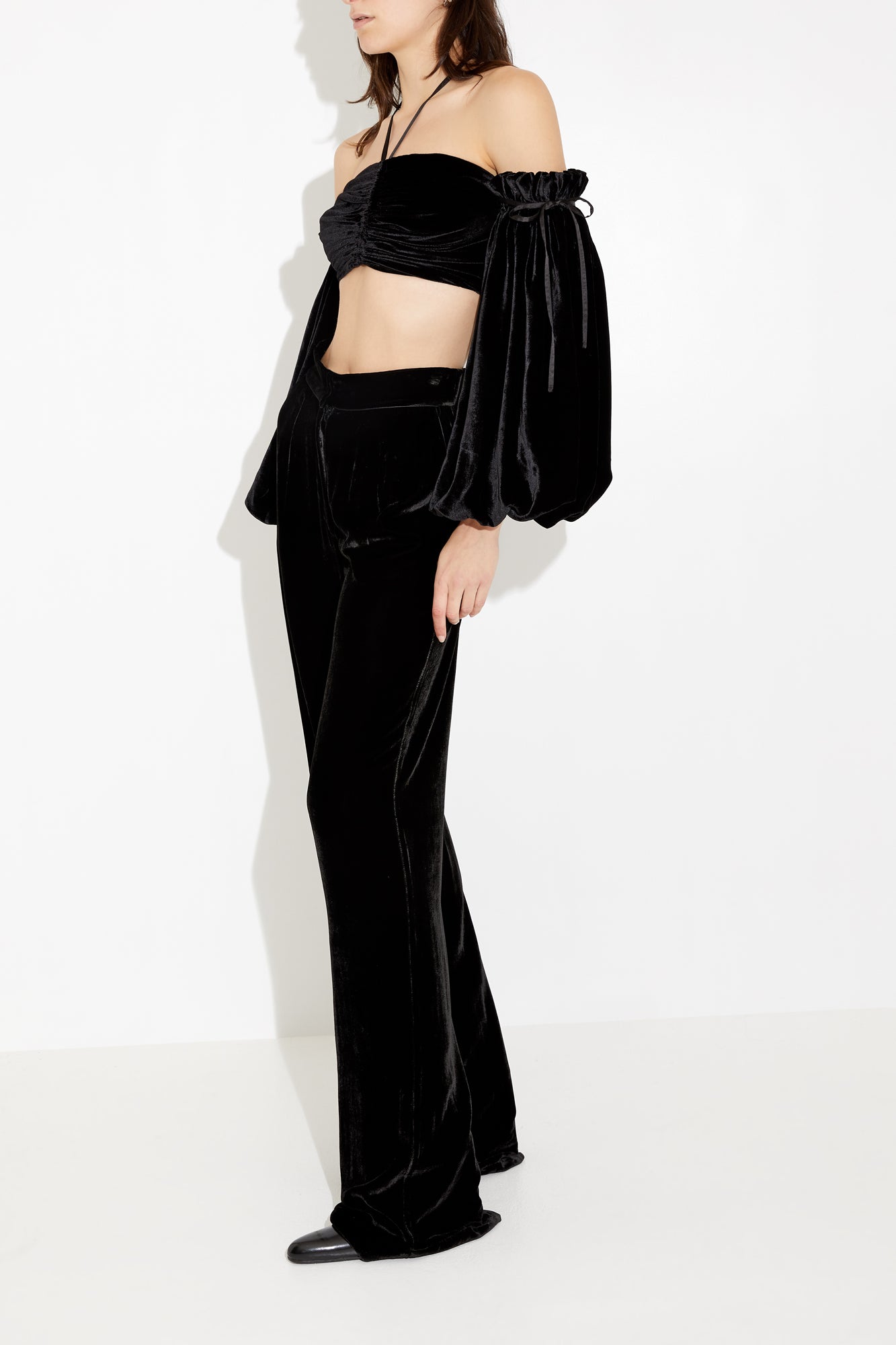 BRONTË MIDI VELVET TOP {BLACK}