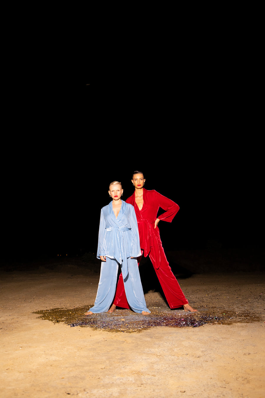 VELVET BOTTOM {TANGO RED}