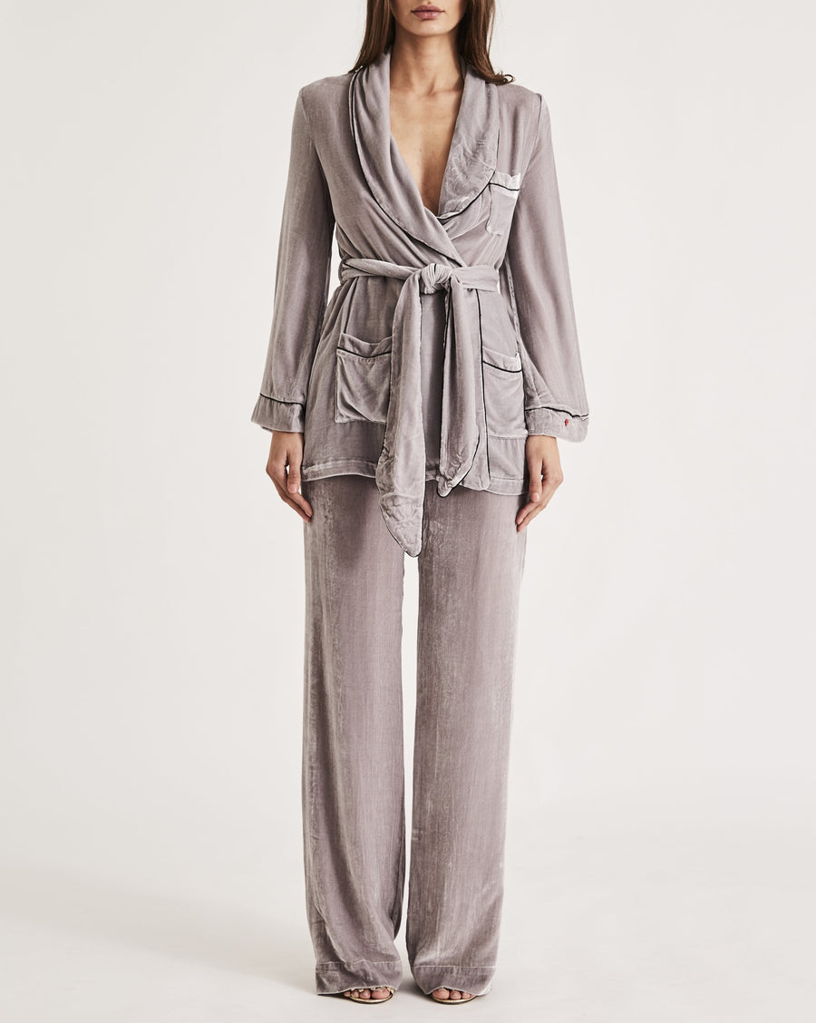BON VIVANT ROBE {PLATINUM}
