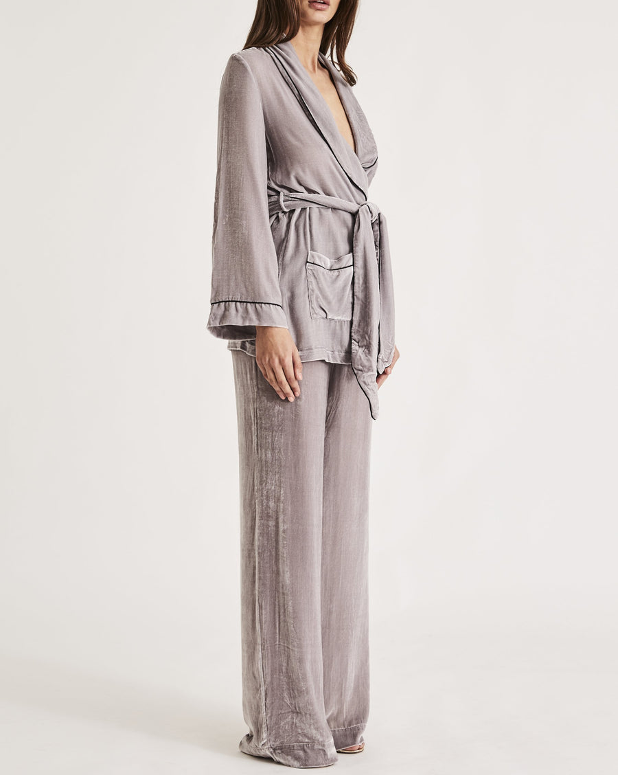 BON VIVANT ROBE {PLATINUM}